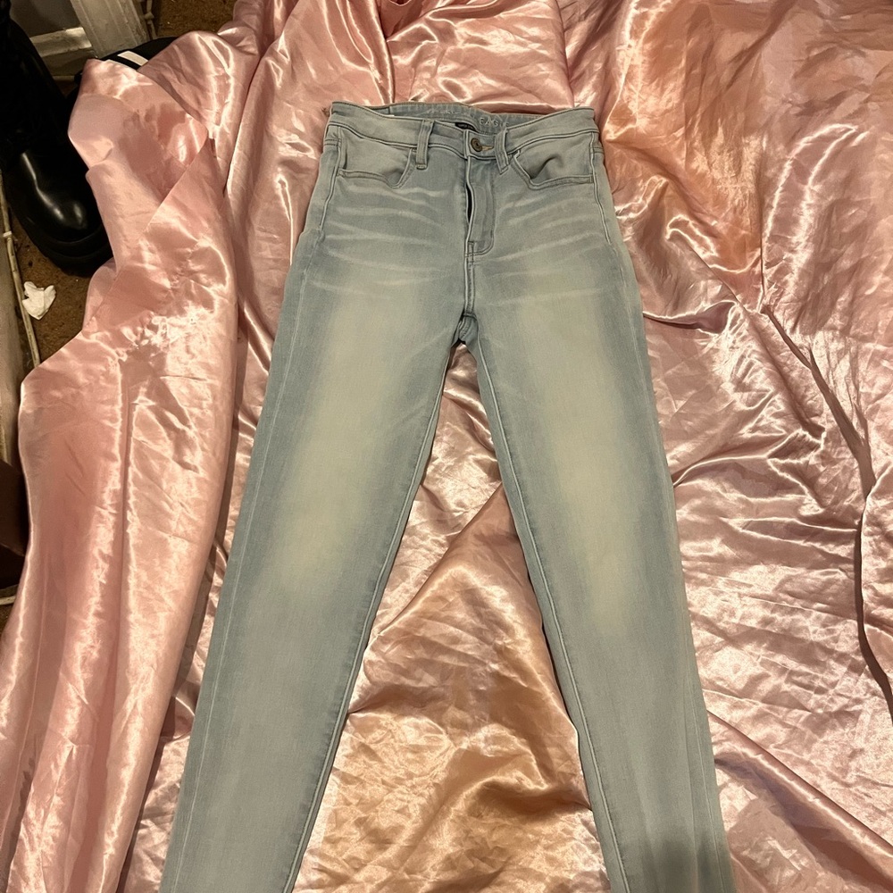 Light Wash Denim Women's Jeans American Eagle Outfitters